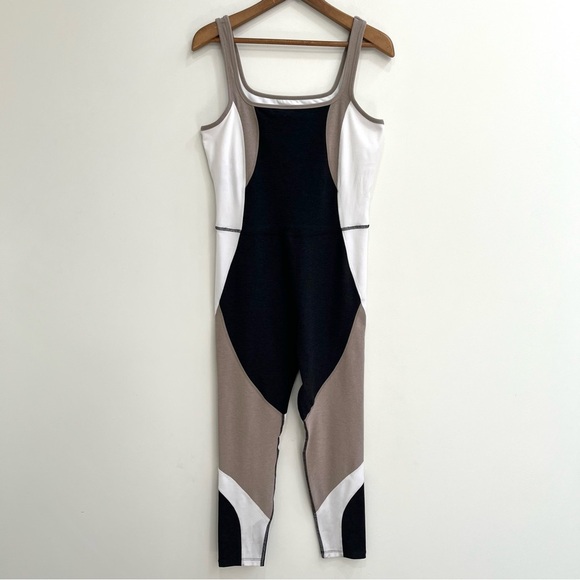 Beyond Yoga Spacedye Outlines Jumpsuit Darkest Night Colorblock Built In Bra XL - Picture 2 of 15